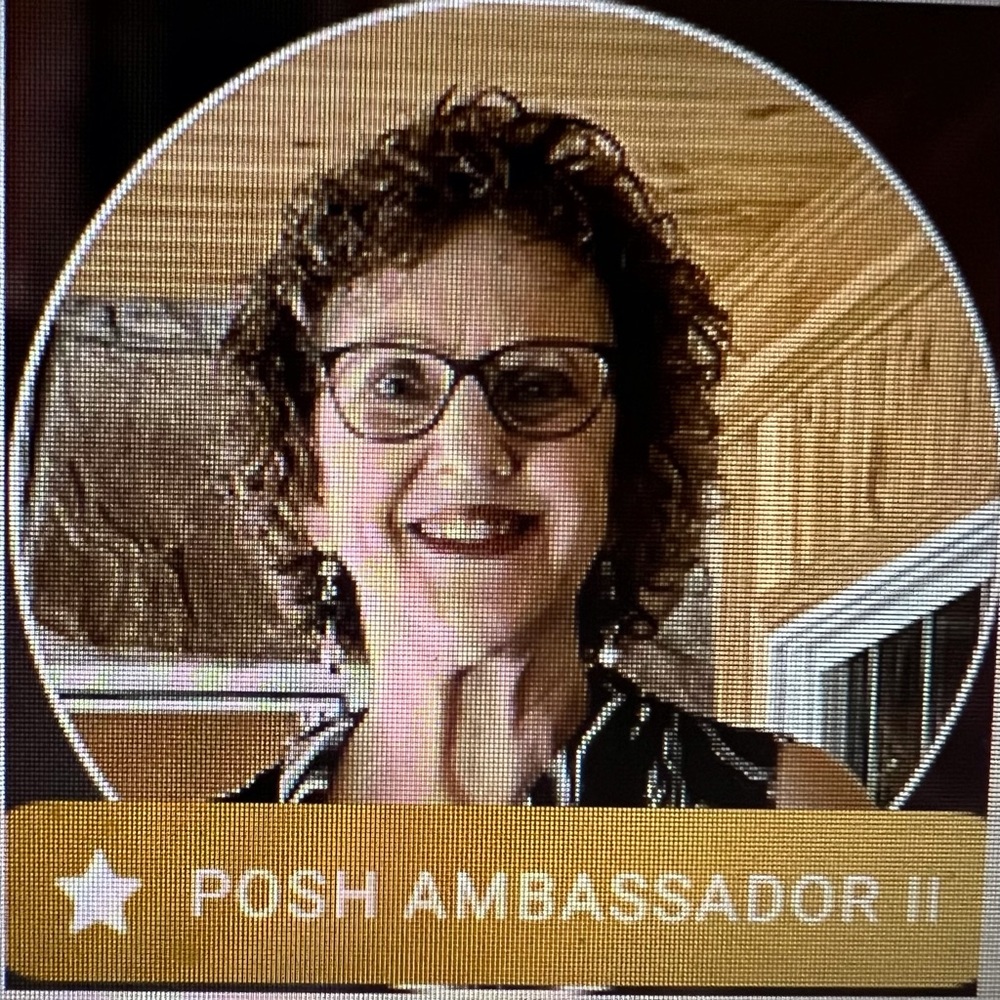 Meet your Posher, Brenda, Poshmark Ambassador II